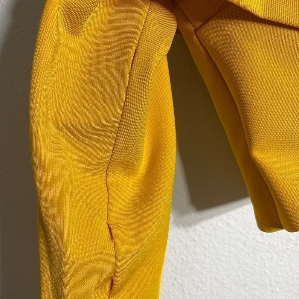 CUSHNIE ET OCHS Issa Yellow Off-The-Shoulder Cross Panel Crop Top SzM /US6 - Picture 11 of 16